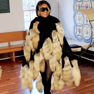 New Adrienne Landau Black wool Fur tails Cape coat